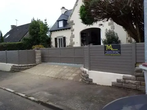 pose de clôture à Miniac-Morvan - image 2