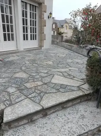 pose de pavés à Cancale - image 3