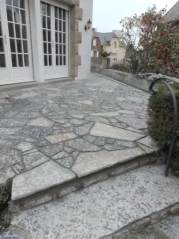 pose de pavés à Pleine-Fougères - image 4